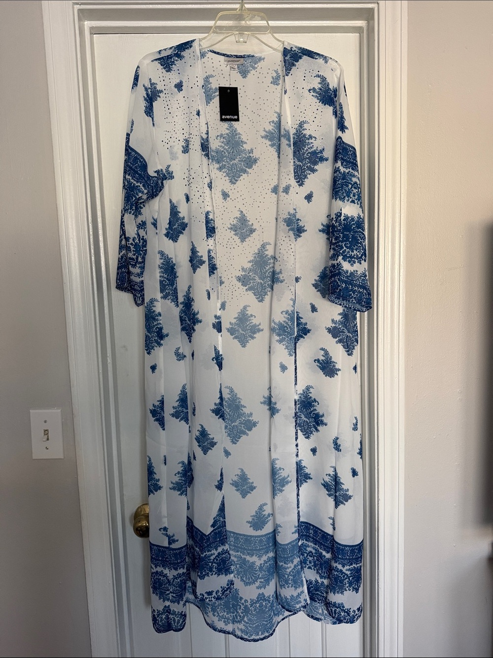Avenue Blue & White Printed Sheer Overlay